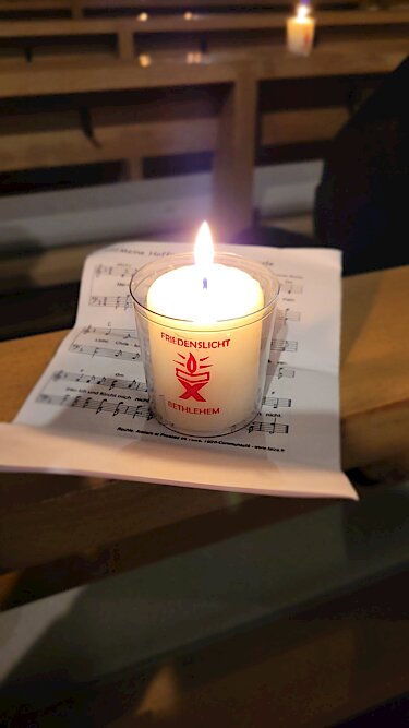 Das Friedenslicht aus Betlehem Das Friedenslicht aus Betlehem